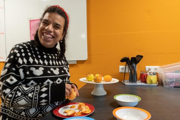 Cliënt van Het Hert aan het lunchen